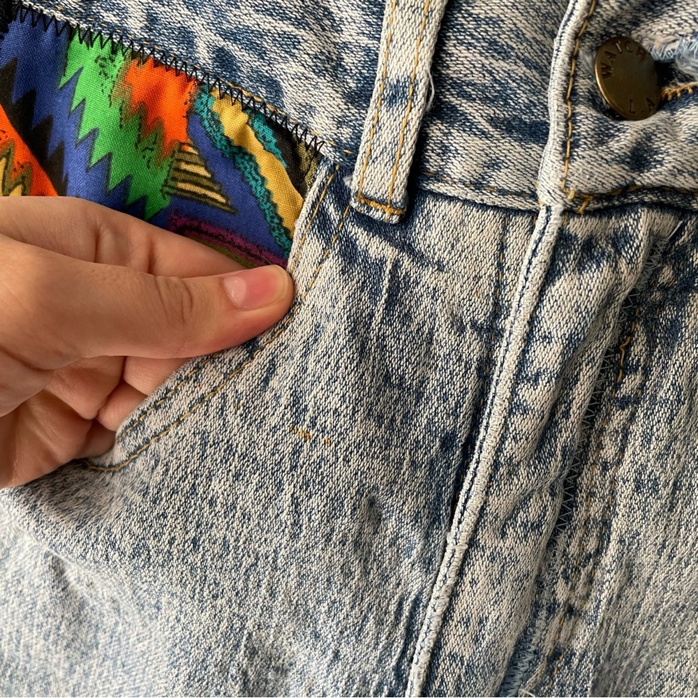 Watch LA | Vintage 80s 90s Curvy Acid-Washed Patchwork Cut-Out Skinny Jeans - Picture 9 of 17
